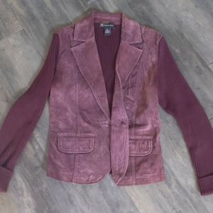 Sweater sleeved jacket